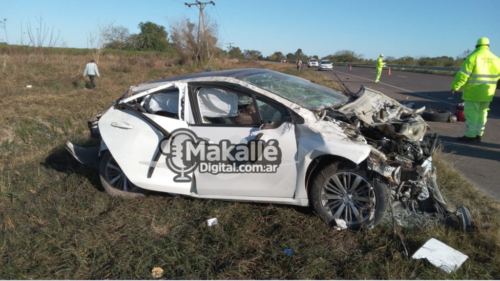 Espectacular accidente cerca de Makallé