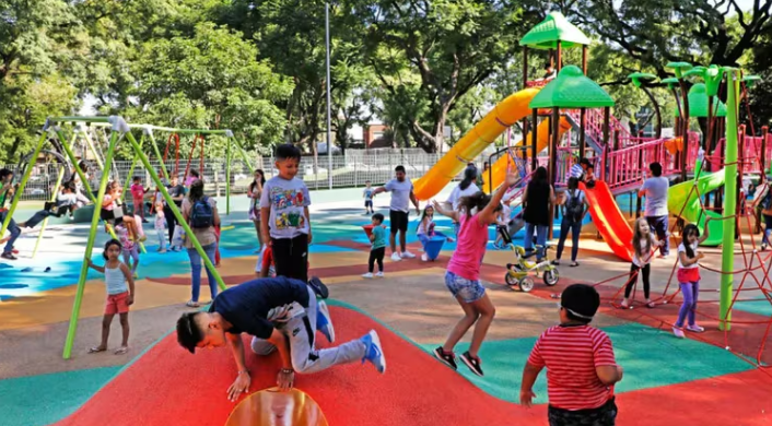 Cierre de vacaciones de invierno en Makallé: diversión y chocolate para todos los niños
