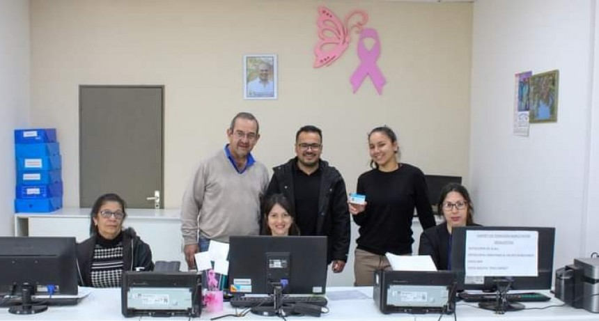 Entrega de Carnets de manipulación de alimentos en Makallé
